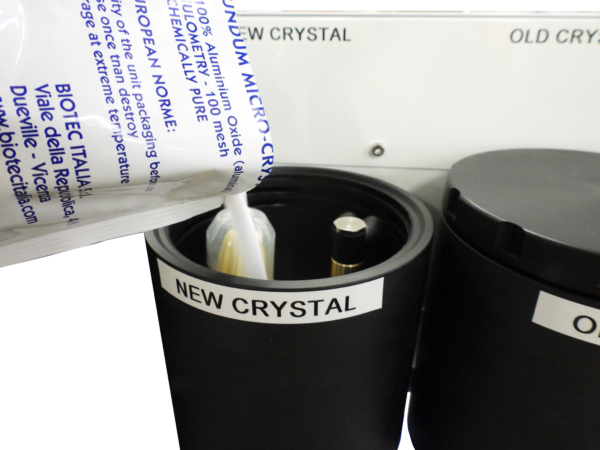 „EXHILA” – mikrodermabrazijos su inertiniais kristalais ir sonoporacijos su deguonimi aparatas