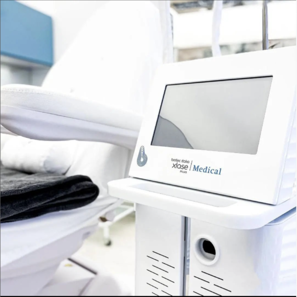 XLASE PLUS – multifunkcinė lazerinė platforma (Aleksandrito ir diodo lazeris viename, ND:YAG, QS ND:YAG, Er:YAG, CPL)