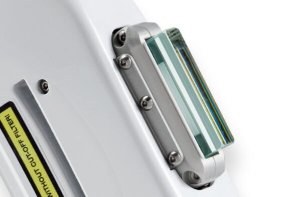 SUPREME- lazerinė sistema (diodas 810 nm, 2800 W+ CPL) plaukelių šalinimui ir odos atjauninimui