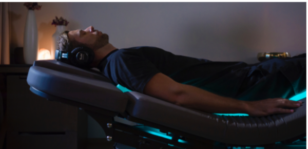 Binauralinės akustinės terapijos stalas „Welnamis”