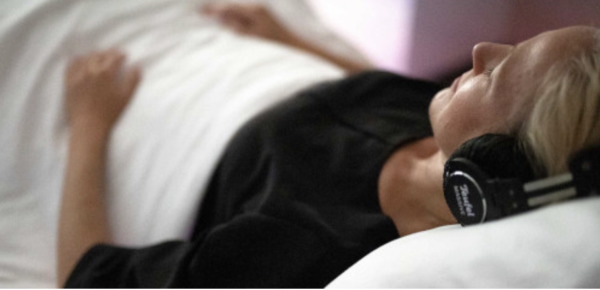 Binauralinės akustinės terapijos stalas „Welnamis”