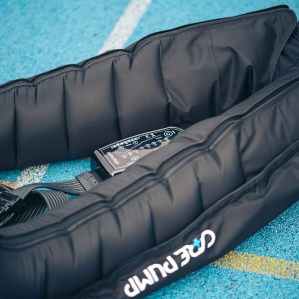 8 kamerų dešinės kojos manžetė