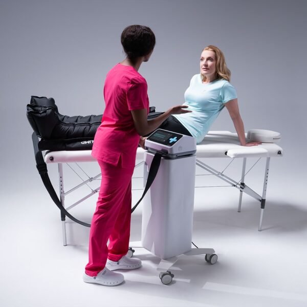 „CarePump Expert8“ – 8 kamerų limfodrenažinis aparatas (presoterapija)