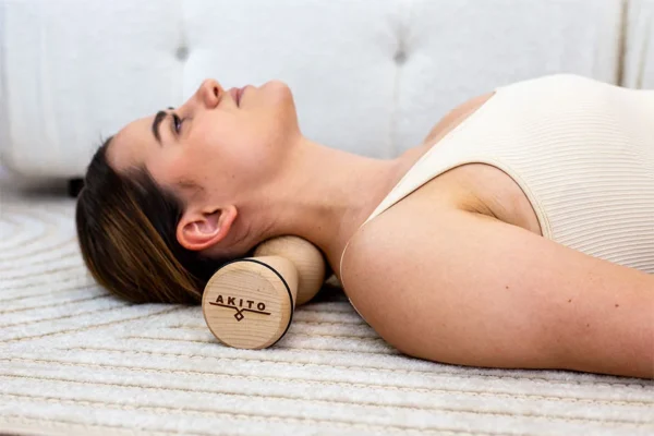 Medinis pėdų ir kūno masažuoklis